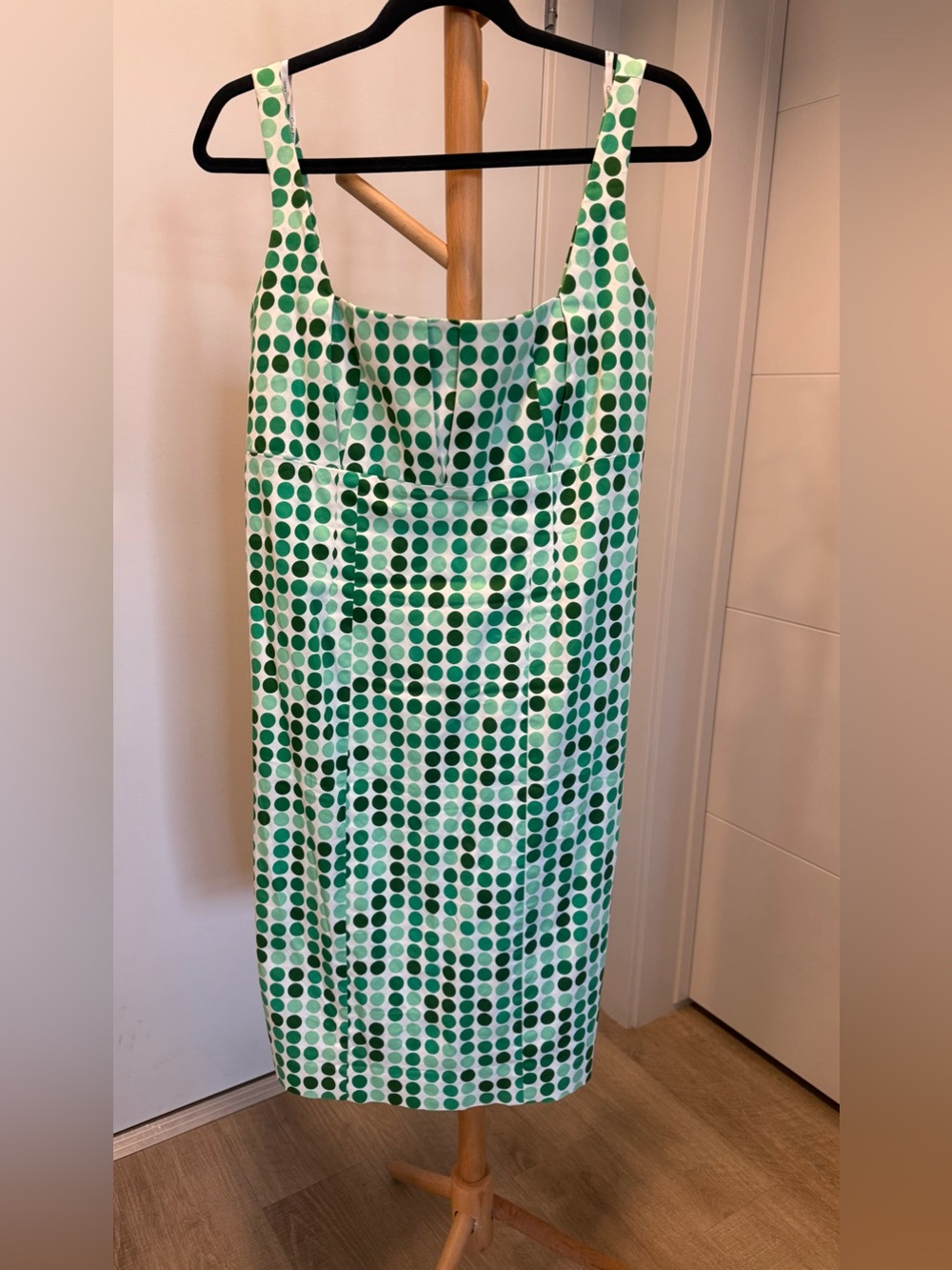 Green Polka Dot Sleeveless Sheath Dress